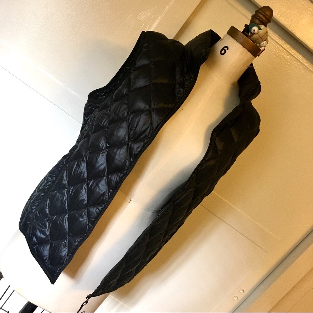 Uniqlo puffy vest